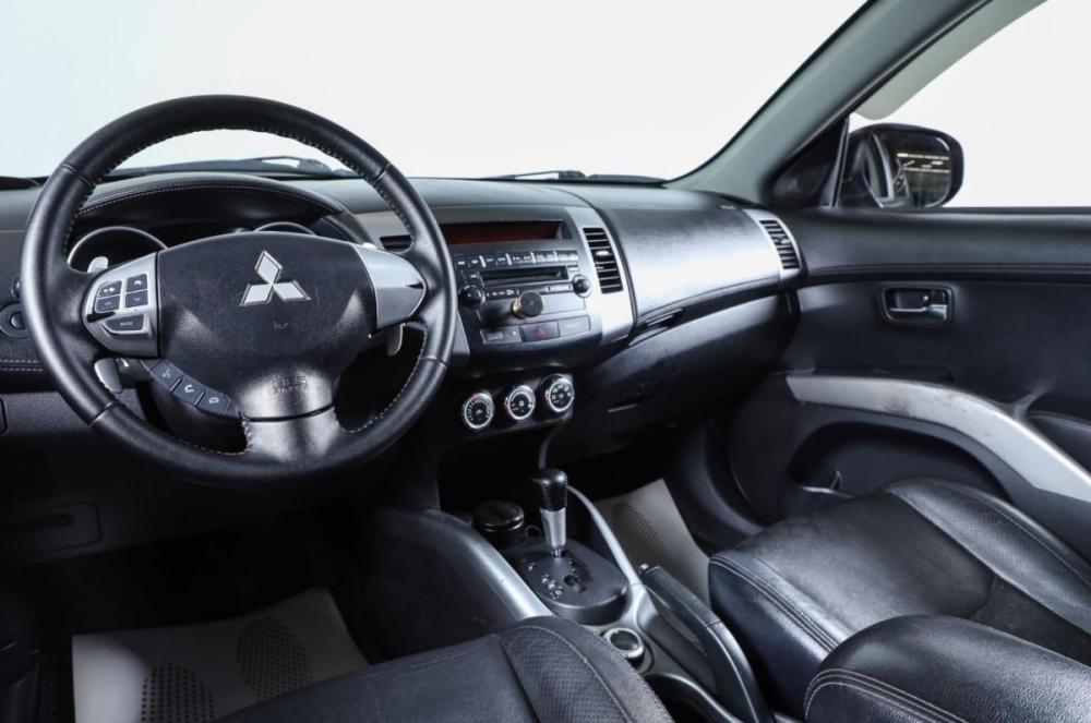 Mitsubishi Outlander II Рестайлинг Новосибирск  - изображение 8