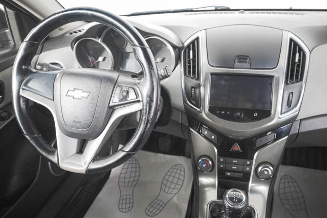 Chevrolet Cruze I Рестайлинг с пробегом 2014 года, цена 749 000 рублей, 240000 км, хэтчбек, Автокод Объявления