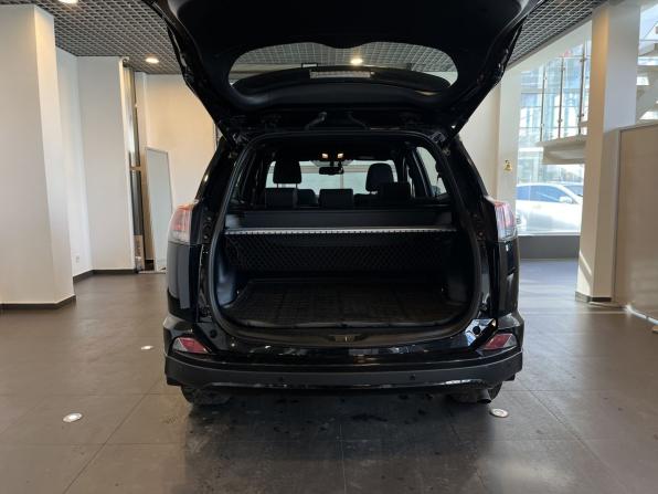 Toyota RAV4 IV (XA40) Рестайлинг с пробегом 2019 года, цена 2 794 300 рублей, 124640 км, внедорожник, Автокод Объявления