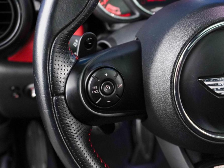 Mini Hatch III (F55/F56) Москва  - изображение 12