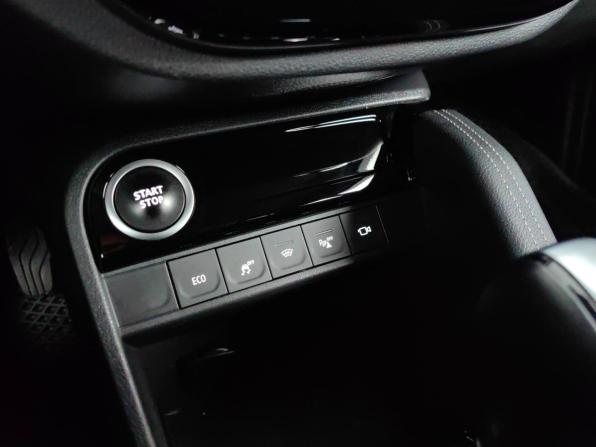 Renault Kaptur I Рестайлинг с пробегом 2021 года, цена 1 499 000 рублей, 108000 км, внедорожник, Автокод Объявления