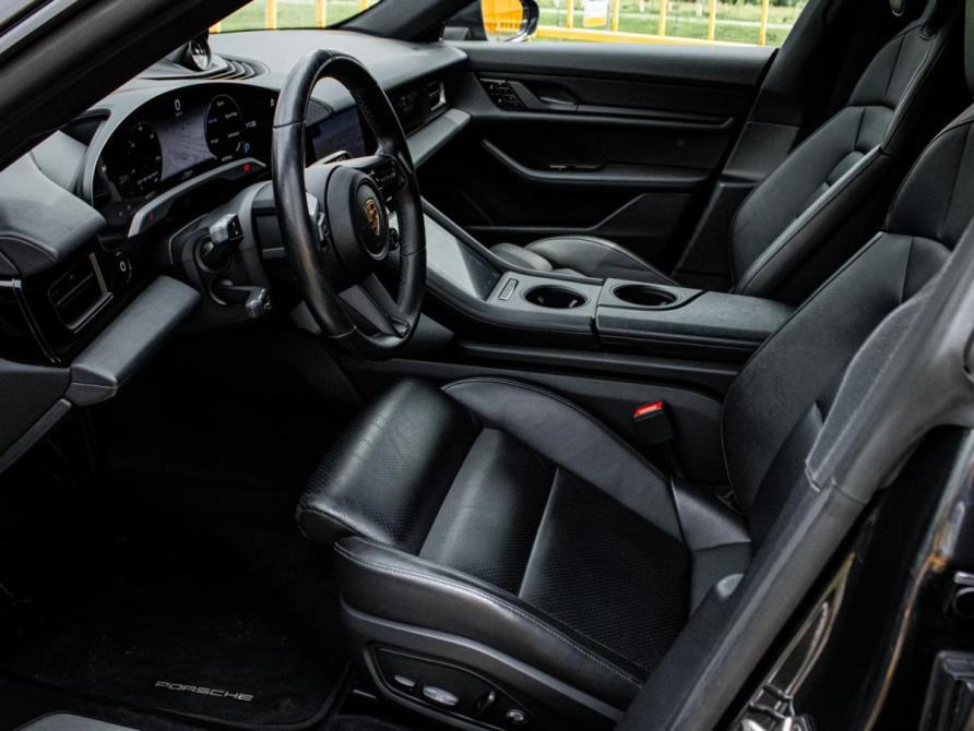 Porsche Taycan I Москва  - изображение 15