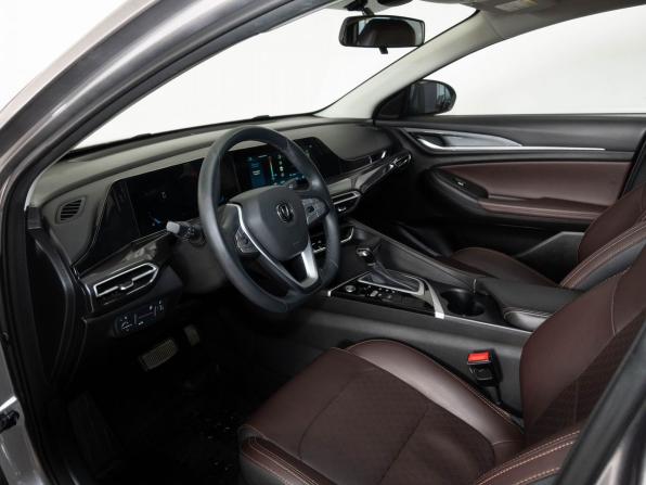 Changan Eado Plus с пробегом 2023 года, цена 1 688 000 рублей, 80000 км, седан, Автокод Объявления