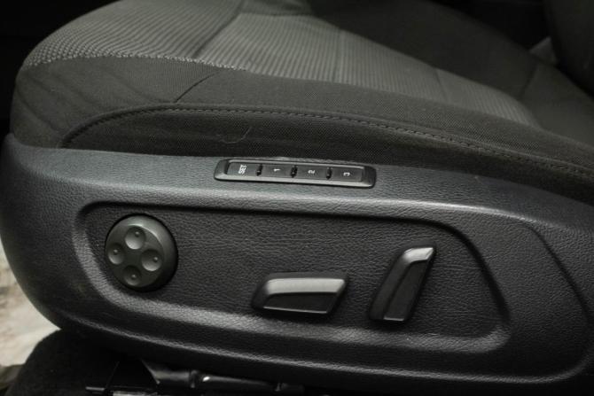 Volkswagen Passat B7 с пробегом 2014 года, цена 979 000 рублей, 256708 км, седан, Автокод Объявления