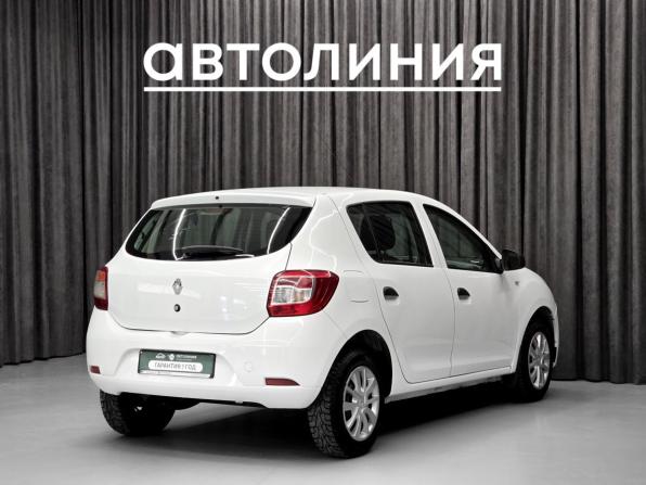 Renault Sandero II Рестайлинг с пробегом 2020 года, цена 579 000 рублей, 120000 км, хэтчбек, Автокод Объявления