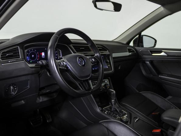 Volkswagen Tiguan II с пробегом 2019 года, цена 2 778 000 рублей, 130250 км, внедорожник, Автокод Объявления