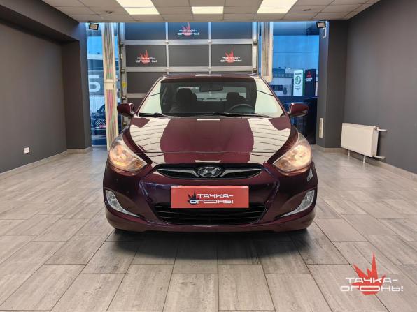 Hyundai Solaris I с пробегом 2013 года, цена 798 000 рублей, 137000 км, седан, Автокод Объявления