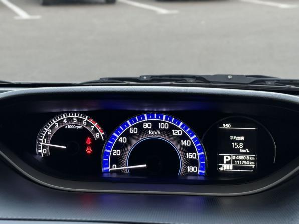Suzuki Solio III с пробегом 2019 года, цена 1 040 000 рублей, 111794 км, микровэн, Автокод Объявления