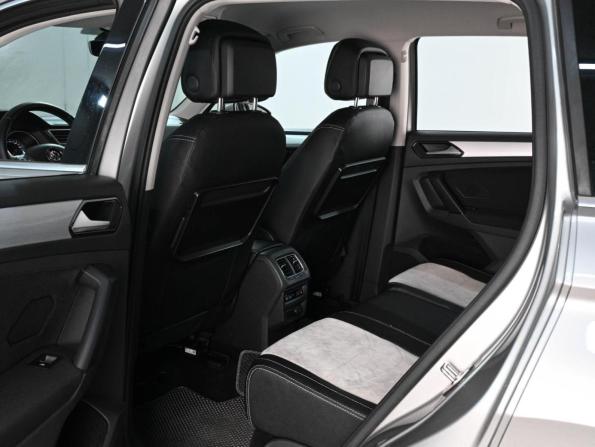 Volkswagen Tiguan II с пробегом 2017 года, цена 2 275 000 рублей, 198042 км, внедорожник, Автокод Объявления