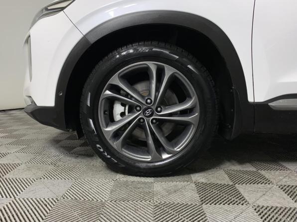 Hyundai Santa Fe IV с пробегом 2019 года, цена 3 115 000 рублей, 112265 км, внедорожник, Автокод Объявления