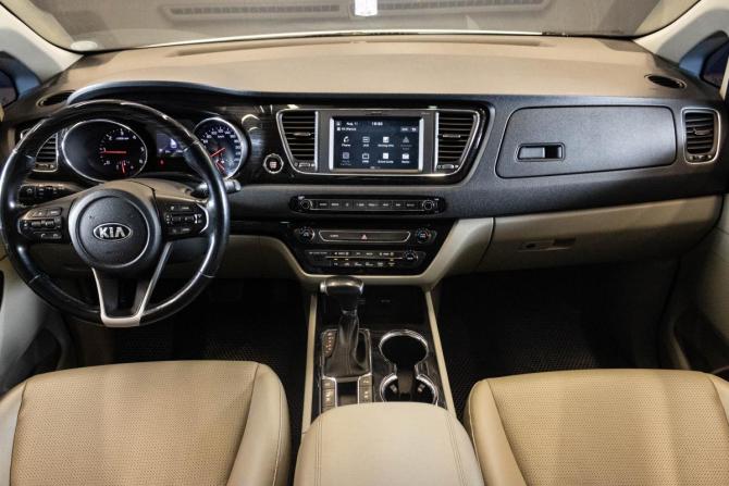 Kia Carnival III с пробегом 2018 года, цена 2 860 000 рублей, 134850 км, минивэн, Автокод Объявления