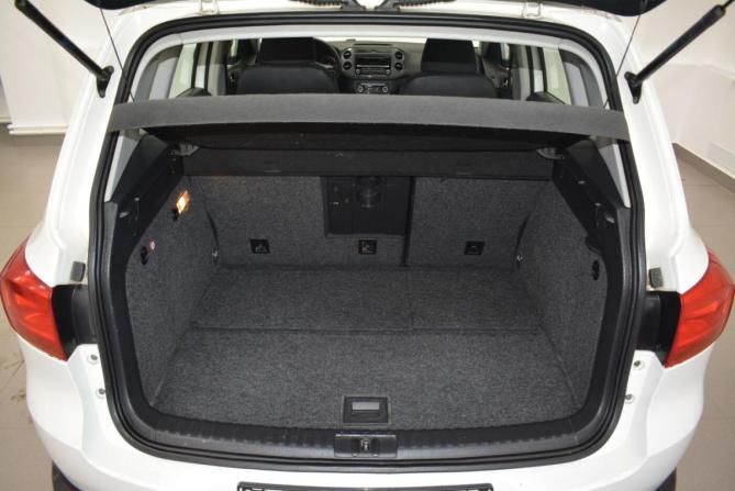 Volkswagen Tiguan I Рестайлинг с пробегом 2012 года, цена 989 000 рублей, 244000 км, внедорожник, Автокод Объявления