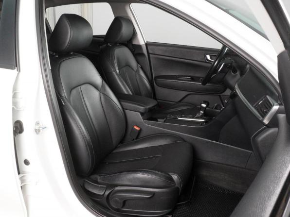 Kia Optima IV Рестайлинг с пробегом 2019 года, цена 2 039 000 рублей, 134100 км, седан, Автокод Объявления