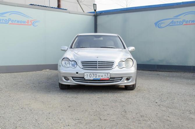 Mercedes-Benz C-Класс II (W203) Рестайлинг с пробегом 2005 года, цена 444 000 рублей, 355900 км, седан, Автокод Объявления