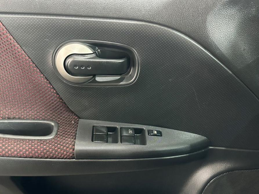 Nissan Note I Москва  - изображение 16