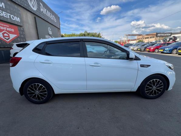 Kia Rio III Рестайлинг с пробегом 2016 года, цена 750 000 рублей, 259712 км, хэтчбек, Автокод Объявления