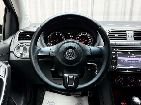 Volkswagen Polo V с пробегом 2011 года, цена 699 000 рублей, 227550 км, хэтчбек, Автокод Объявления