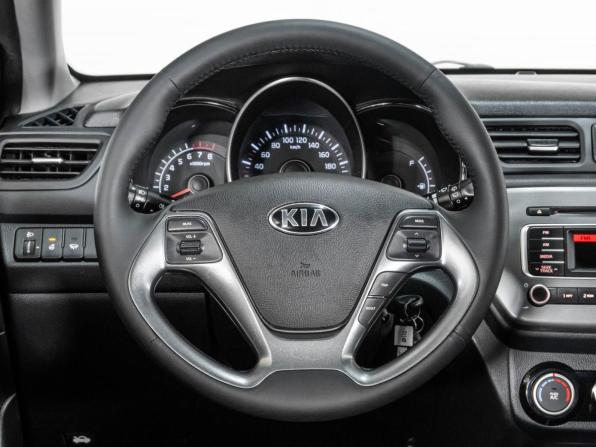 Kia Rio III Рестайлинг с пробегом 2017 года, цена 1 187 000 рублей, 81710 км, хэтчбек, Автокод Объявления