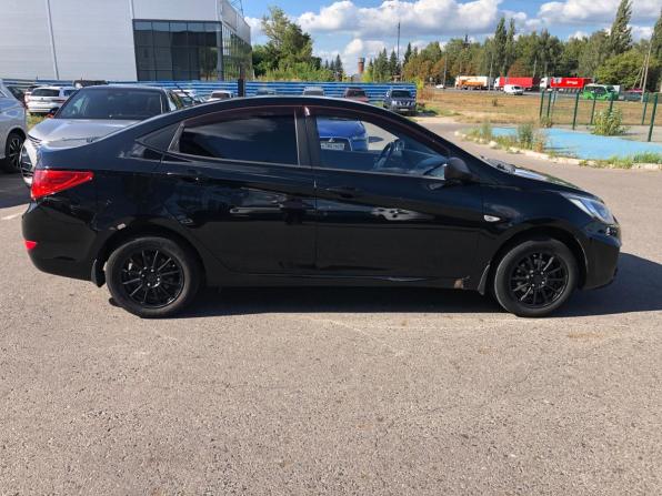 Hyundai Solaris I с пробегом 2013 года, цена 649 000 рублей, 199992 км, седан, Автокод Объявления