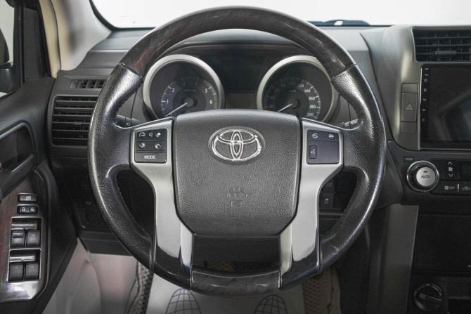 Toyota Land Cruiser Prado 150 Series с пробегом 2011 года, цена 2 299 000 рублей, 301251 км, внедорожник, Автокод Объявления