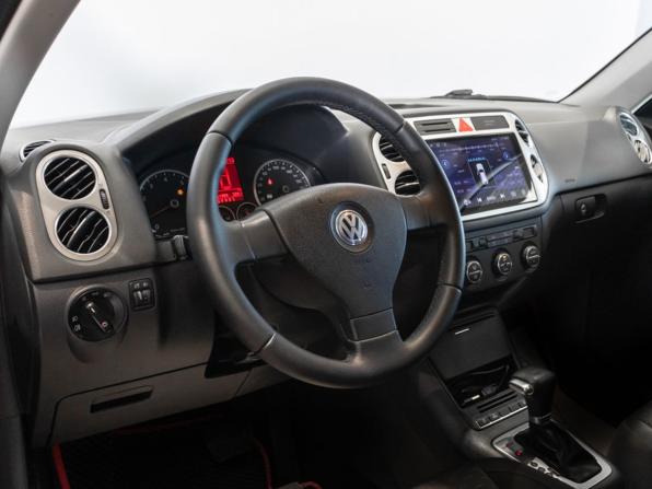 Volkswagen Tiguan I с пробегом 2008 года, цена 864 000 рублей, 251895 км, внедорожник, Автокод Объявления