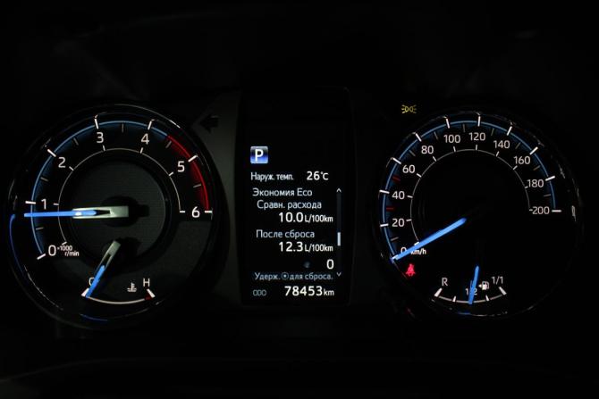 Toyota Hilux VIII Рестайлинг с пробегом 2021 года, цена 7 700 000 рублей, 78452 км, offers.body_type.unknown, Автокод Объявления