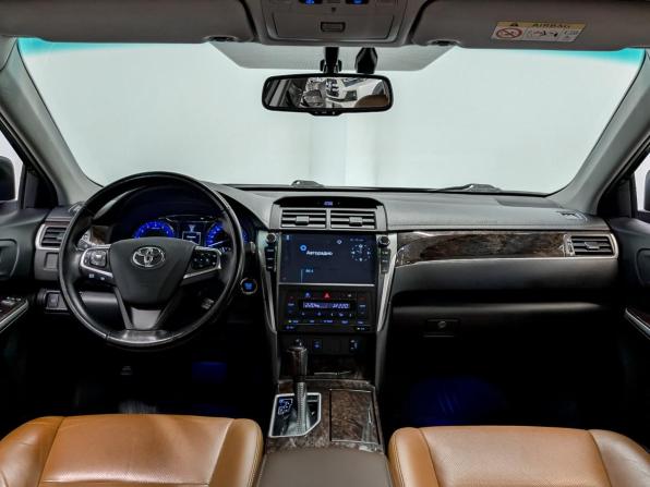 Toyota Camry VII (XV50) Рестайлинг 2 с пробегом 2018 года, цена 2 750 000 рублей, 109244 км, седан, Автокод Объявления