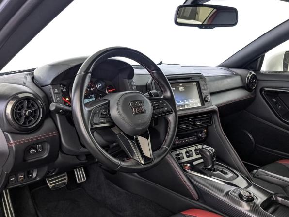 Nissan GT-R I Рестайлинг 3 с пробегом 2017 года, цена 17 000 000 рублей, 2136 км, купе, Автокод Объявления