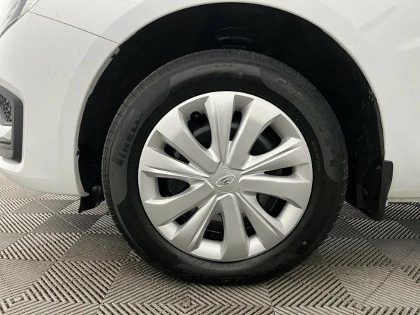 Lada (ВАЗ) Vesta I Рестайлинг (NG) с пробегом 2024 года, цена 1 350 000 рублей, 35505 км, универсал, Автокод Объявления