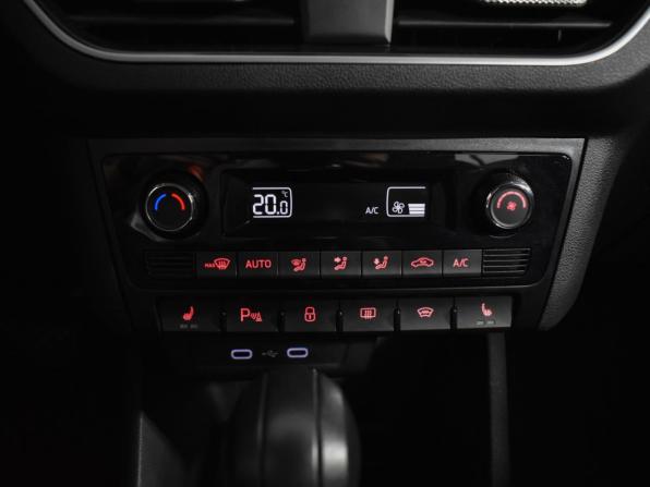 Volkswagen Polo VI с пробегом 2021 года, цена 1 930 000 рублей, 51657 км, лифтбек, Автокод Объявления