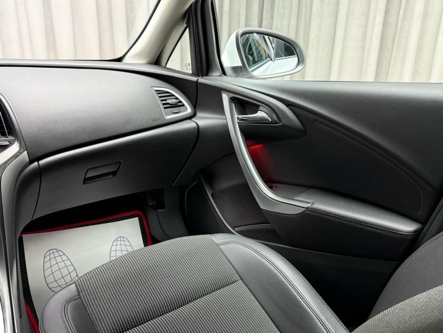 Opel Astra J Рестайлинг Ижевск  - изображение 12
