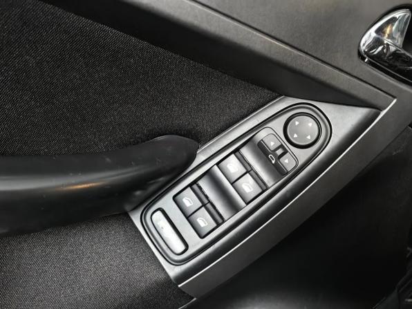 Citroen C4 Picasso I с пробегом 2012 года, цена 585 000 рублей, 143722 км, минивэн, Автокод Объявления