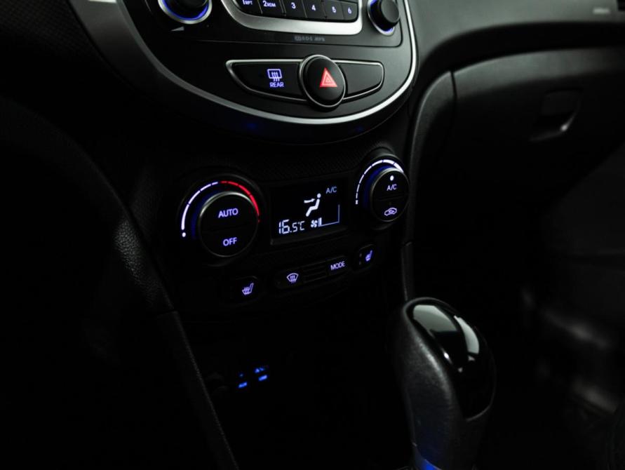Hyundai Solaris I Рестайлинг Санкт-Петербург  - изображение 16