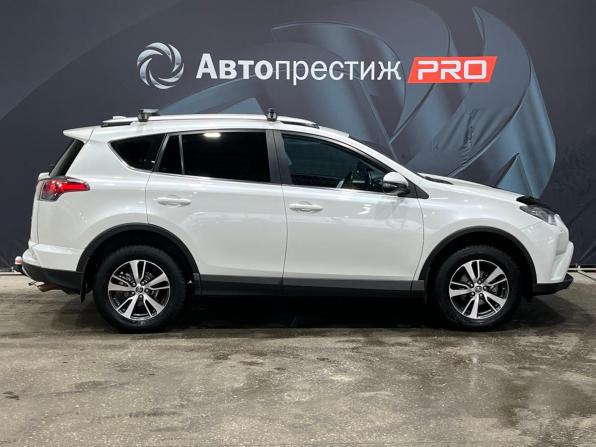 Toyota RAV4 IV (XA40) Рестайлинг с пробегом 2017 года, цена 2 370 000 рублей, 96785 км, внедорожник, Автокод Объявления