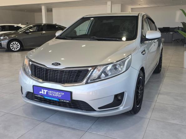Kia Rio III с пробегом 2012 года, цена 999 000 рублей, 130000 км, хэтчбек, Автокод Объявления