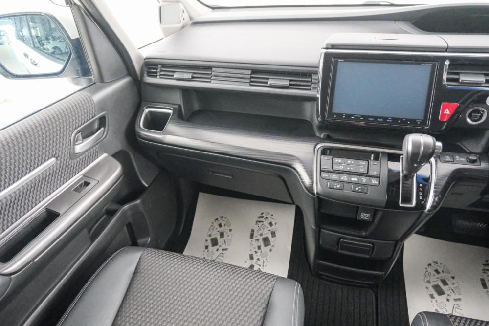 Honda Stepwgn V Красноярск  - изображение 12