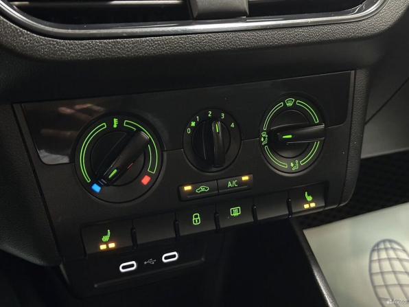 Skoda Rapid I Рестайлинг с пробегом 2020 года, цена 1 599 000 рублей, 78593 км, лифтбек, Автокод Объявления