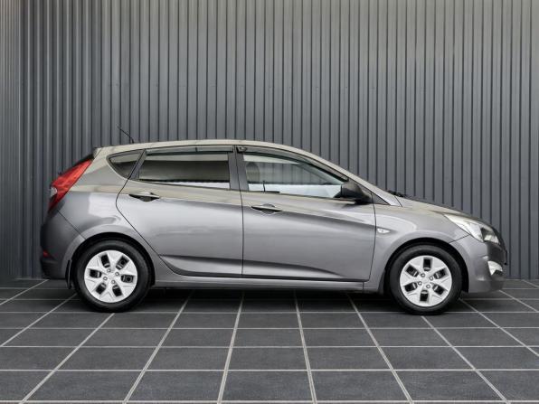 Hyundai Solaris I Рестайлинг с пробегом 2014 года, цена 837 000 рублей, 125881 км, хэтчбек, Автокод Объявления