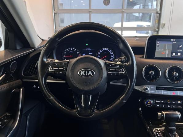 Kia Stinger I с пробегом 2019 года, цена 2 300 000 рублей, 159667 км, лифтбек, Автокод Объявления