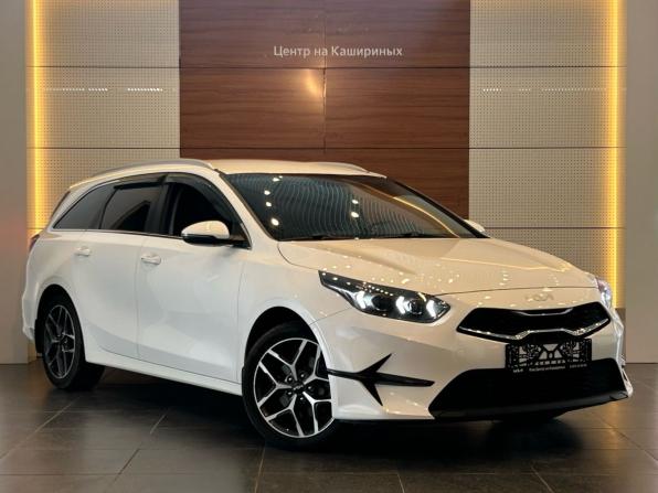 Kia Ceed III Рестайлинг с пробегом 2021 года, цена 2 349 000 рублей, 64700 км, универсал, Автокод Объявления