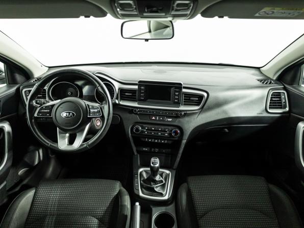 Kia Ceed III с пробегом 2019 года, цена 1 399 777 рублей, 103000 км, универсал, Автокод Объявления