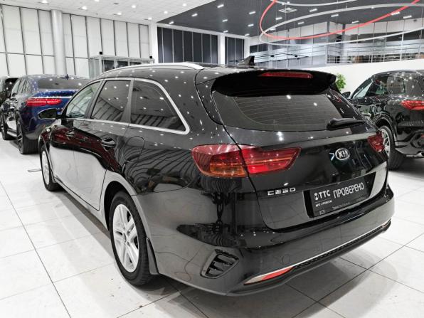 Kia Ceed III Рестайлинг с пробегом 2021 года, цена 1 850 000 рублей, 136985 км, универсал, Автокод Объявления