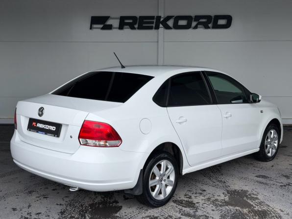 Volkswagen Polo V с пробегом 2014 года, цена 789 000 рублей, 222345 км, седан, Автокод Объявления