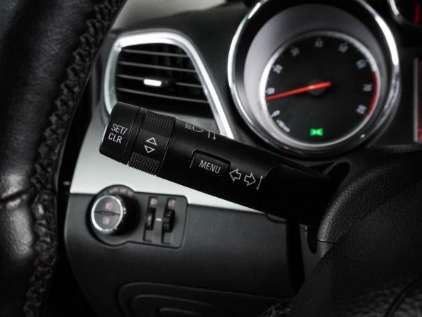 Opel Mokka I с пробегом 2012 года, цена 1 099 000 рублей, 186475 км, внедорожник, Автокод Объявления