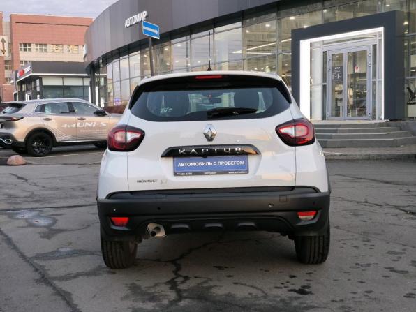 Renault Kaptur I с пробегом 2018 года, цена 1 229 000 рублей, 111650 км, внедорожник, Автокод Объявления