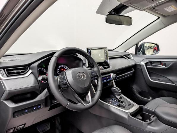 Toyota RAV4 V (XA50) с пробегом 2020 года, цена 2 990 000 рублей, 80457 км, внедорожник, Автокод Объявления