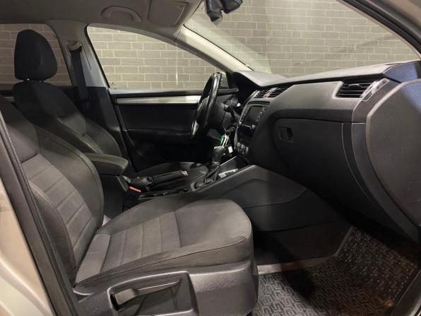 Skoda Octavia III (A7) с пробегом 2016 года, цена 1 450 000 рублей, 224647 км, лифтбек, Автокод Объявления