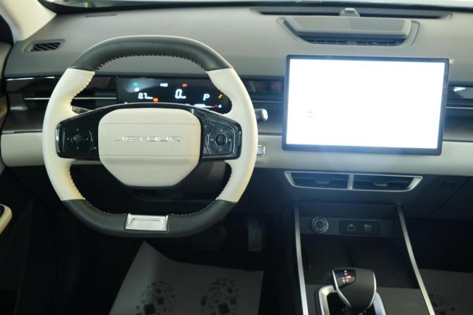 JETOUR DASHING I с пробегом 2024 года, цена 2 499 000 рублей, 31200 км, внедорожник, Автокод Объявления
