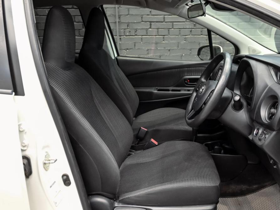 Toyota Vitz III (XP130) Рестайлинг 2 Екатеринбург  - изображение 10