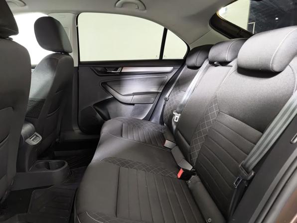 Skoda Rapid I Рестайлинг с пробегом 2019 года, цена 1 288 700 рублей, 192521 км, лифтбек, Автокод Объявления